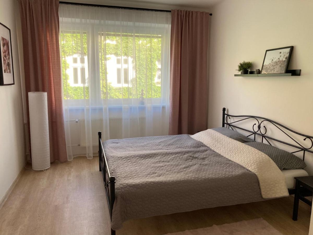 Family Provence Mikulov Apartment Exterior photo