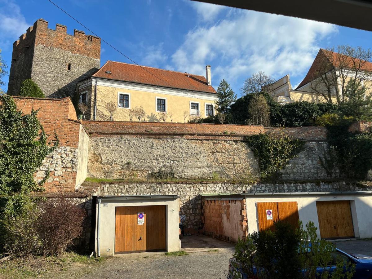 Family Provence Mikulov Apartment Exterior photo